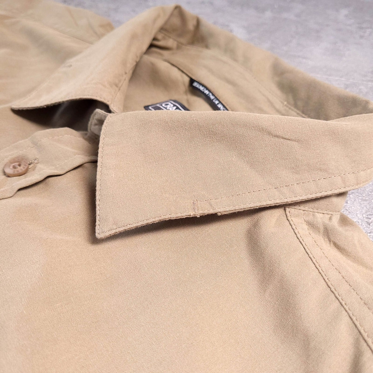 Craghoppers Shirt Mens XL Reg Fit Beige Short Sleeve Outdoor Hiking Travel Nosi