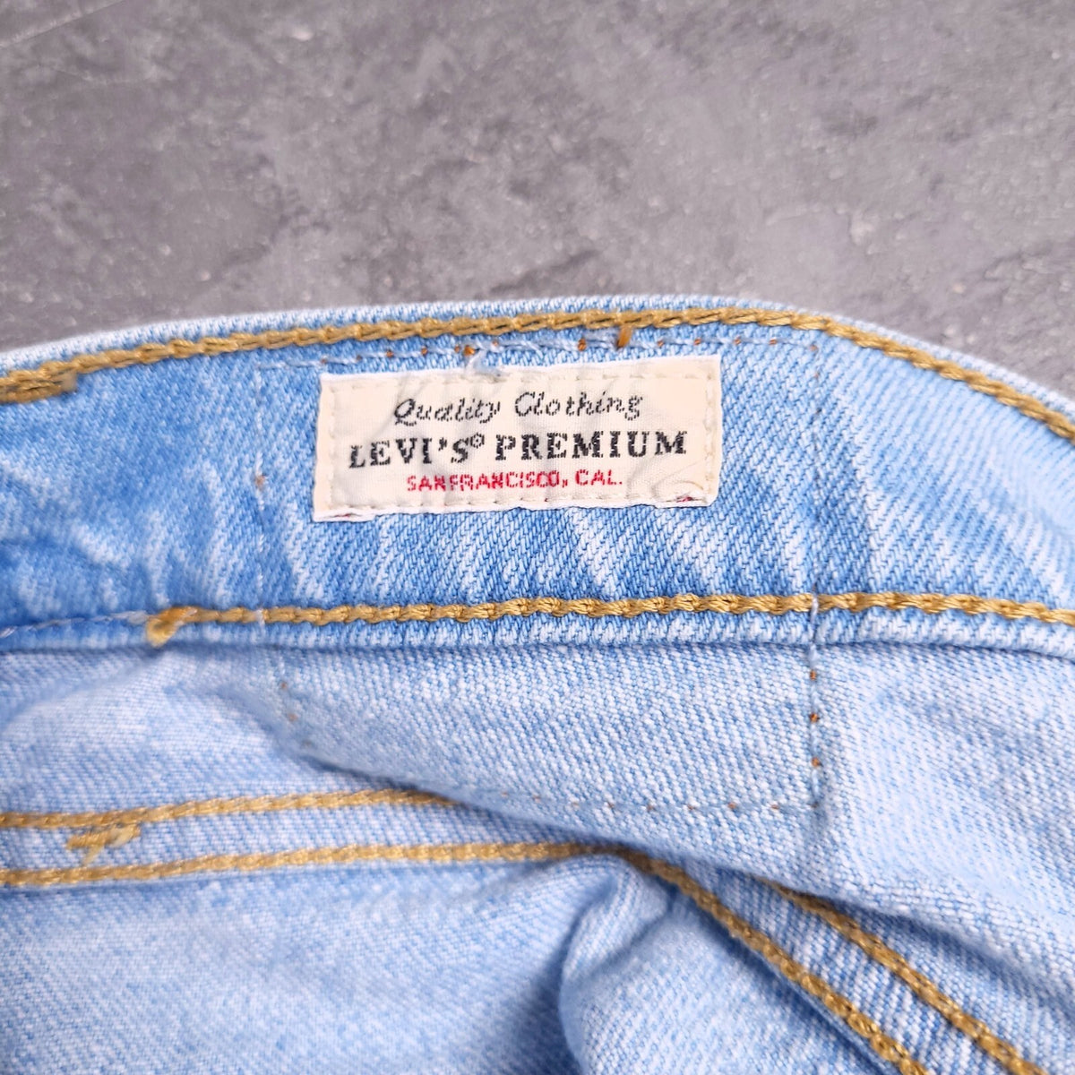 Levis 501 Jeans Womens W28 L28 Straight Leg Light Blue Wavy Print Button Fly