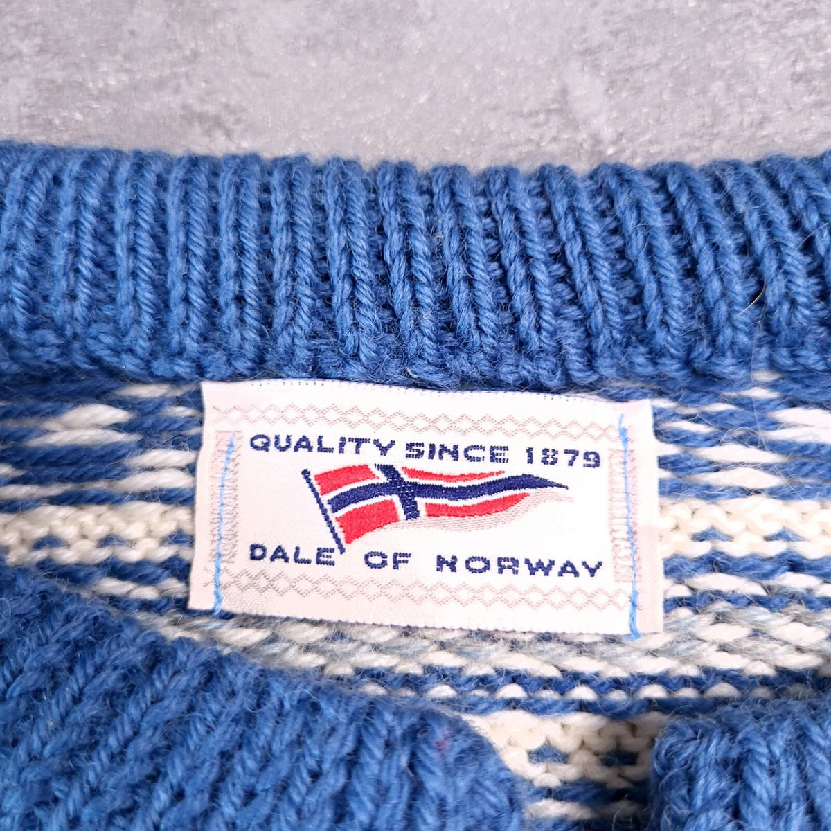 Dale Of Norway Wool Cardigan Mens XL Regular Fit Blue White Nordic Clasp