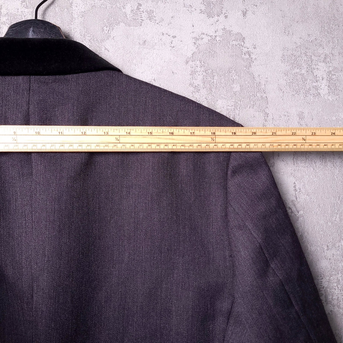 Samuel Windsor Wool Overcoat Mens 42R Reg Fit Grey Velvet Collar Crombie Coat