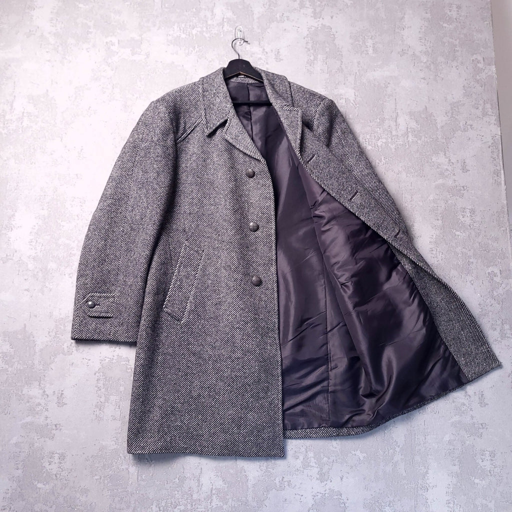 Brook Taverner Tweed Overcoat Mens 42R Regular Fit Grey Herringbone Wool Jacket
