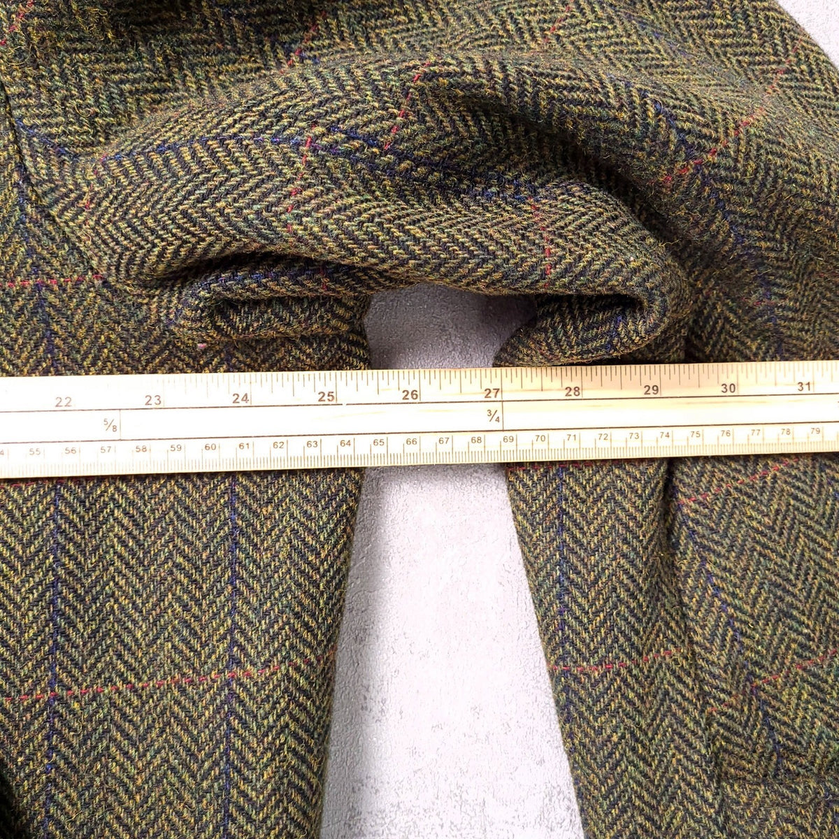 P.G. Field Tweed Field Coat Mens Large Reg Fit Olive Green Herringbone Jacket