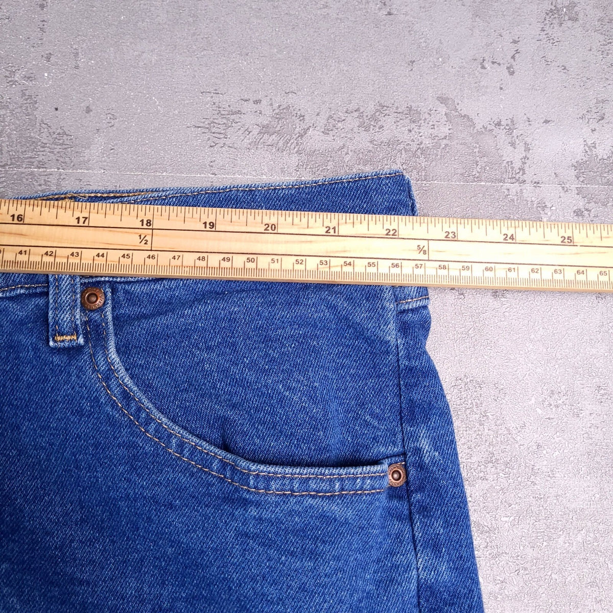 Wrangler Jeans Mens W46 X L30 Regular Fit Blue Denim Cotton Stretch 5-Pockets